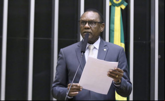 Câmara aprova revogação de trechos desatualizados da CLT e permite cancelamento on-line de contribuição sindical